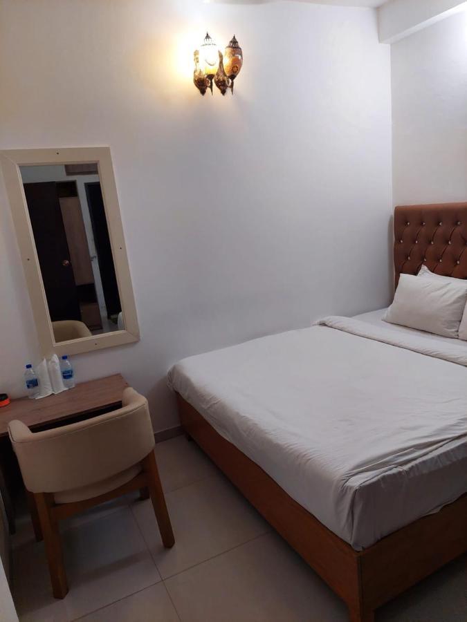 Hotel Blue Castle Dacca Exterior foto