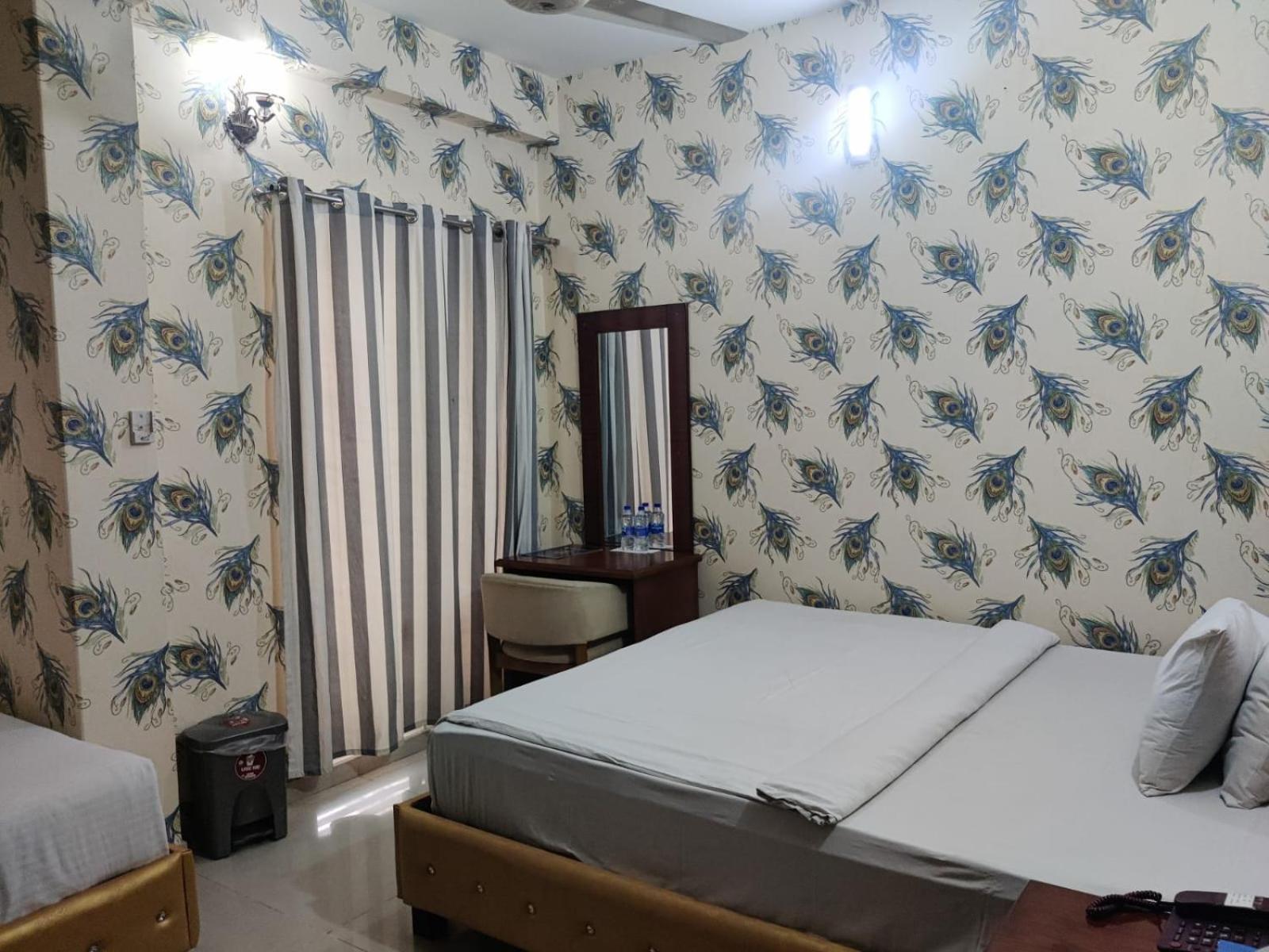 Hotel Blue Castle Dacca Exterior foto